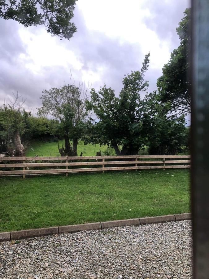 Ballyloskey Road Carndonagh Eksteriør billede